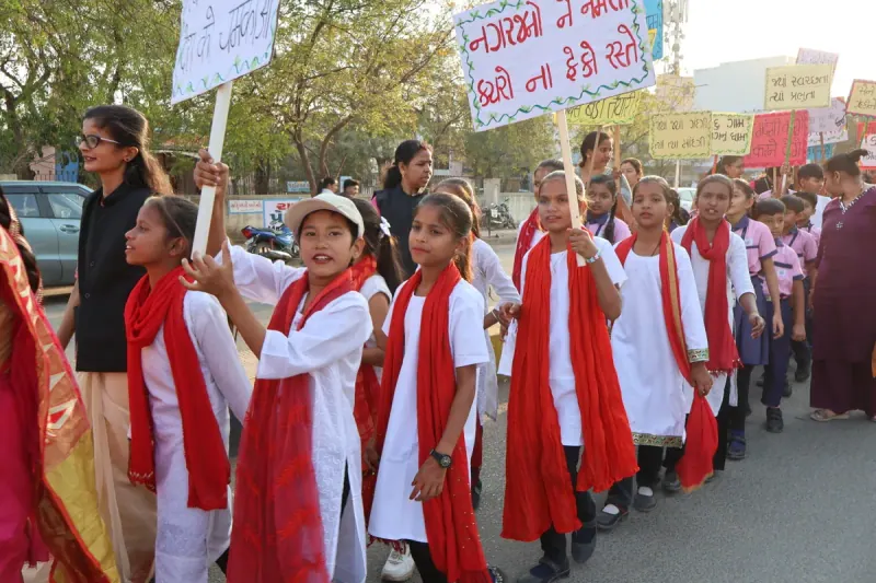 Students out together on a school excursion